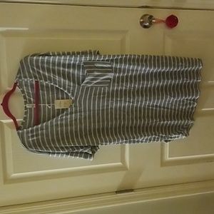 NWT Women's Top Size Large L Love